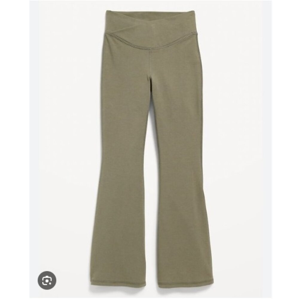 Kids Old Navy Powerchill Cross Over High Rise Flare Leggings - size Small (6-7)